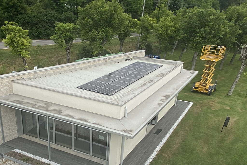 Case Study: 5.5kW Off-Grid Solar System in Montreal, Canada